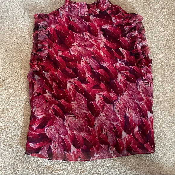 White House Black Market Red Feather Print Sleeveless Blouse - Picture 2 of 4